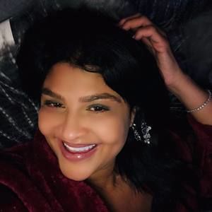 Meet your Posher, Donyelle